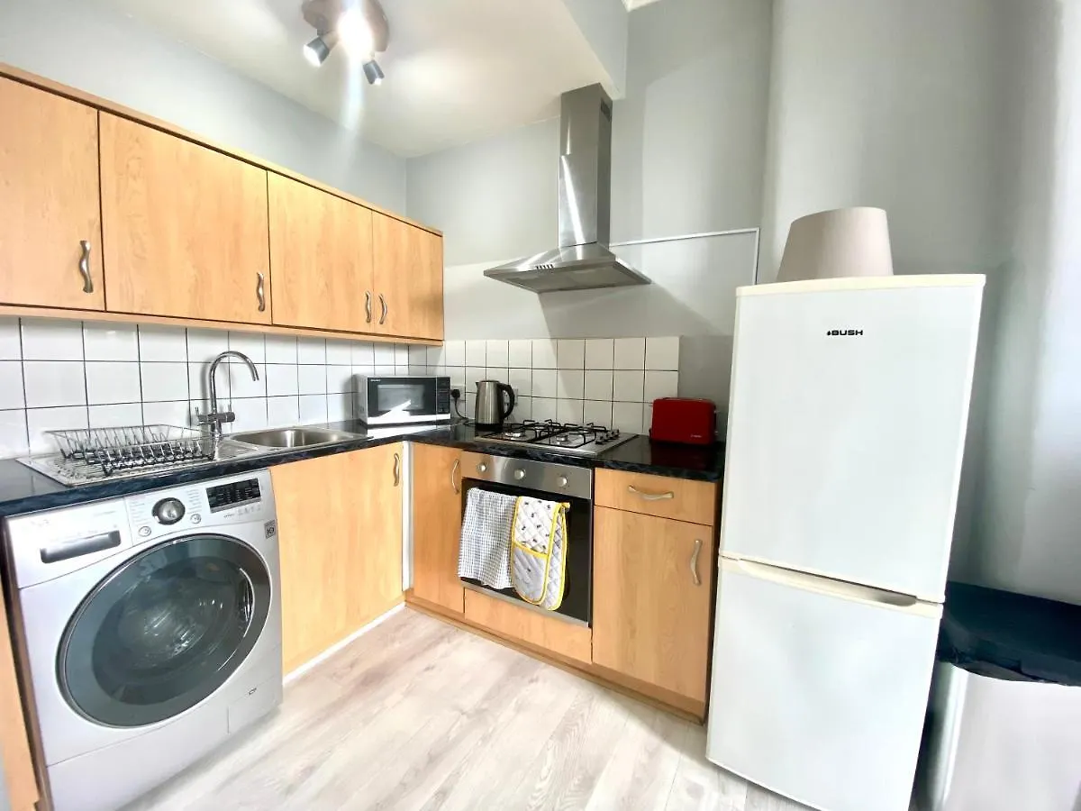 Cozy 1 Bedroom Tenement Flat Edinburgh Apartment